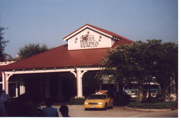 disney Dixie Landings Entrance